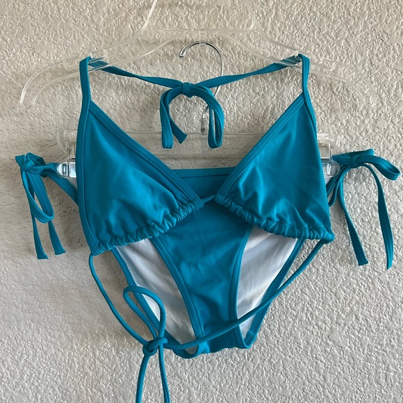 Victoria’s Secret Teal Triangle String Bikini - Picture 7 of 12